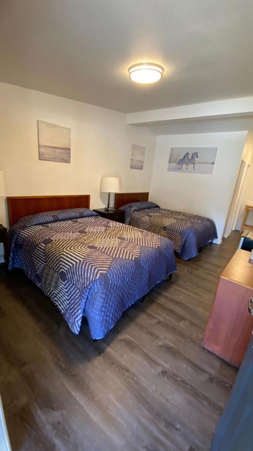 Golden Kent Motel Eksteriør billede